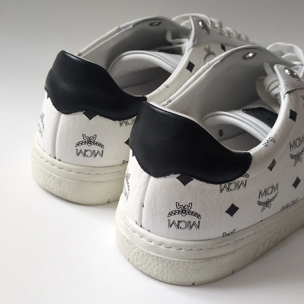 MCM Terrain Monogram Derby White Black Lace Up Leather Sneaker EU 42/US 9 In Box